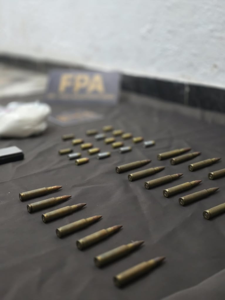 Desbarataron una organización que usaba drones para ingresar droga a cárceles de Córdoba: 7 detenidos