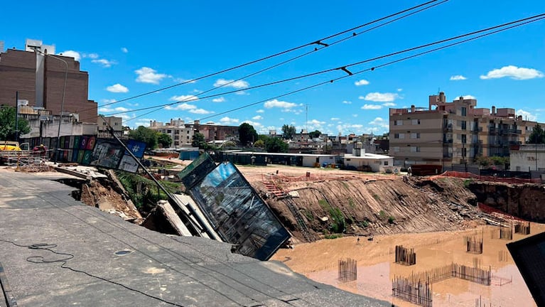 Desbordes en La Cañada seguidos de una ola de calor: ¿qué nos depara el resto del verano?