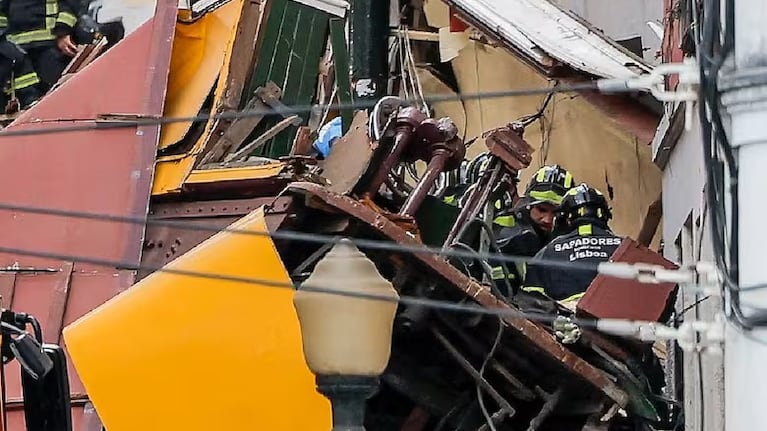Descarriló un funicular y dejó 15 muertos.