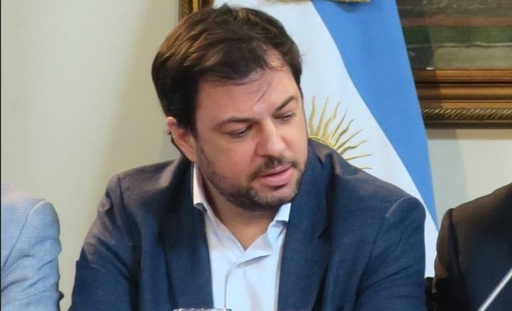 Desde Cambiemos salieron a cruzar las versiones contra su ex colaborador.