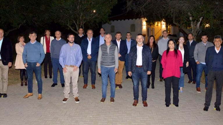 Desde Córdoba se informó al entorno del expresidente del caso de coronavirus.