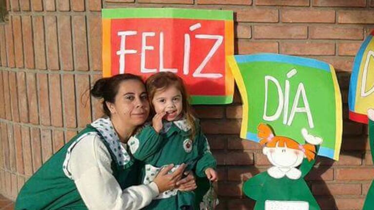 Desde el jardín Diente de leche el saludo a las seños.