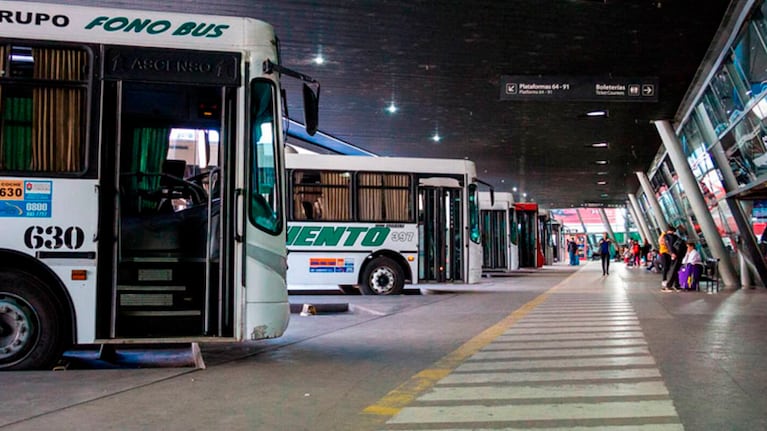 Desde el martes aumentará el transporte interurbano de pasajeros.