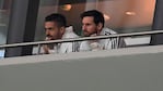 Desde el palco, Lionel Messi fue testigo de la goleada junto a Manuel Lanzini.