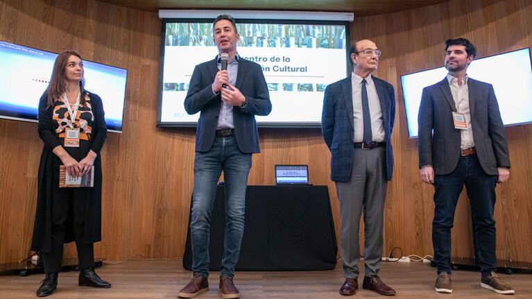 Desde su gestión en la Legislatura, el vicegobernador Manuel Calvo siempre ha acompañado el desarrollo de la Red de Gestión Cultural.