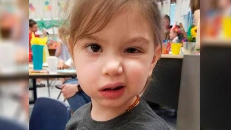 Despidieron a su hija de cinco años con una desgarradora foto