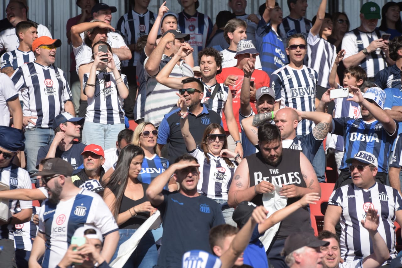 Después de invadir Rosario, los hinchas de la "T" coparán Mendoza. Foto: Lucio Casalla/El Doce.