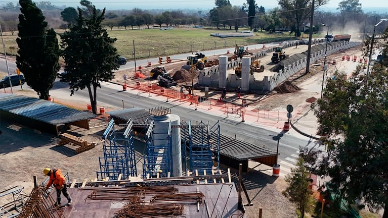 Desvíos de tránsito por obras en Valle Escondido.