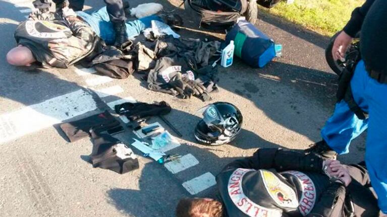Detenidos después del intenso tiroteo. Foto: Policia Pcia. Bs.As