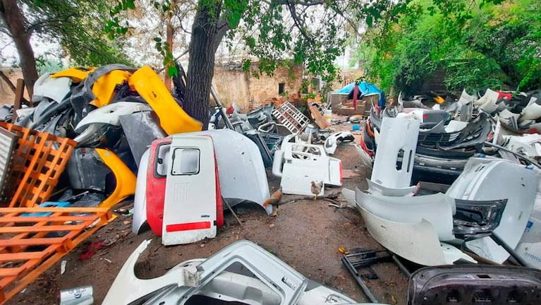 Detenidos y secuestro de autos y motos en la zona sur de Córdoba