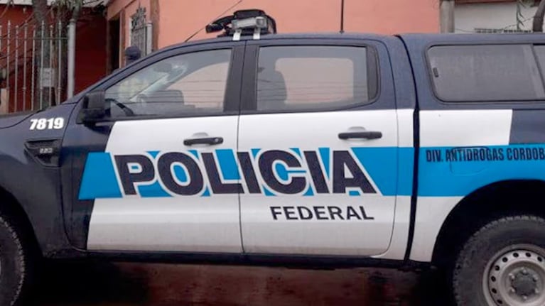 Detuvieron a dos agentes de la Federal por un falso allanamiento en barrio Pueyrredón.