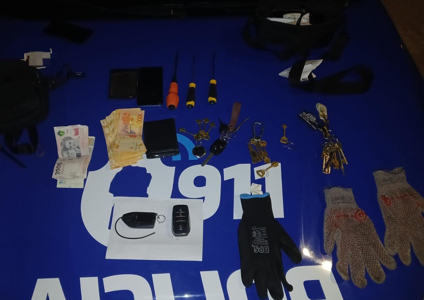 Detuvieron a tres hombres en las afueras del Monumental de Alta Córdoba.