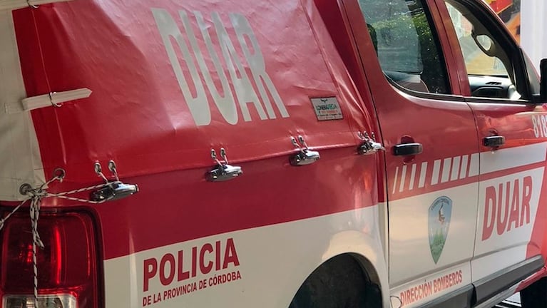 Detuvieron a una mujer en Córdoba por tener varios litros de combustible ilegal.