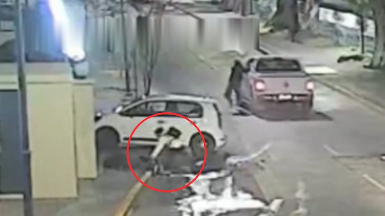 Detuvieron al conductor de la Amarok que embistió al Up, en donde un bebé sufrió fractura de cráneo.