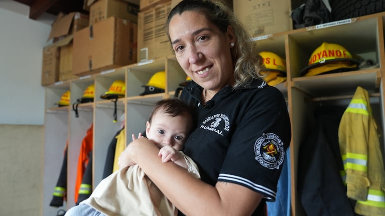 día de la madre bombera villa Rumipal