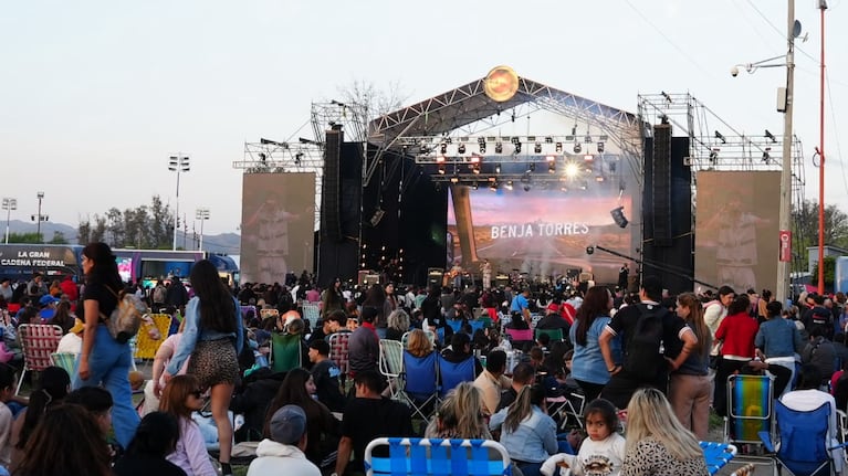Día de la Primavera en Carlos Paz (Foto /El Doce)