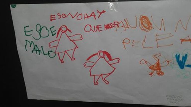 Dibujos contra la violencia en las escuelas.
