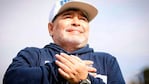 Diego Armando Maradona celebra 60 años entre saludos y homenajes.