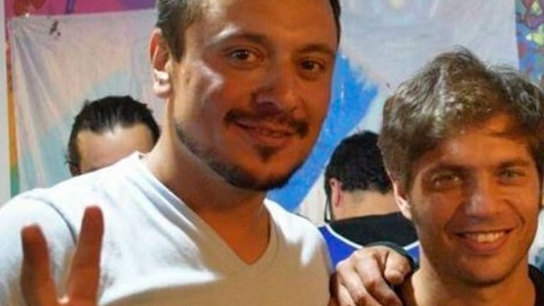 Diego “Kotaro” Pereyra  junto al diputado Axel Kicillof.