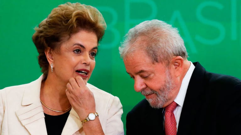 Dilma y Lula no escaparon del escándalo de corrupción.