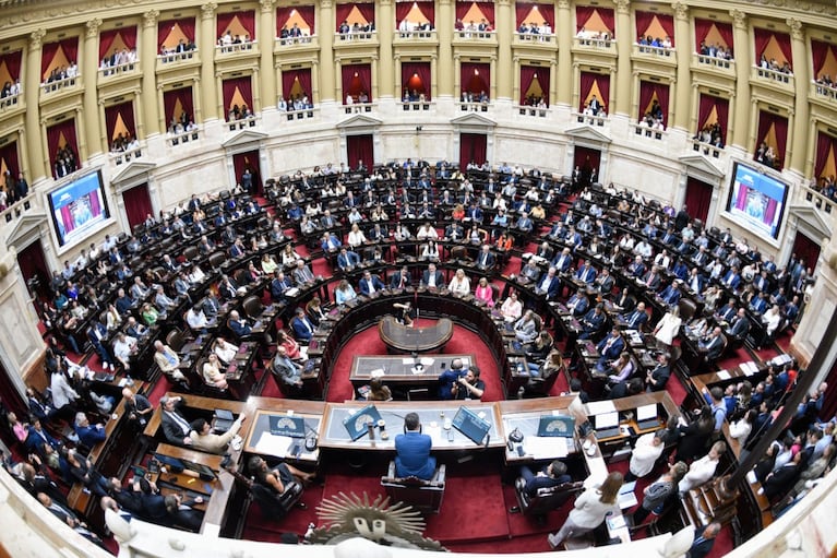 Diputados prevé tratar esta semana el proyecto de reforma laboral.