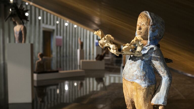 Distintas expresiones artísticas se combinan en esta exposición que estará hasta el 29 de septiembre.