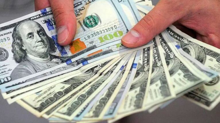 Distribución del impuesto al dólar.