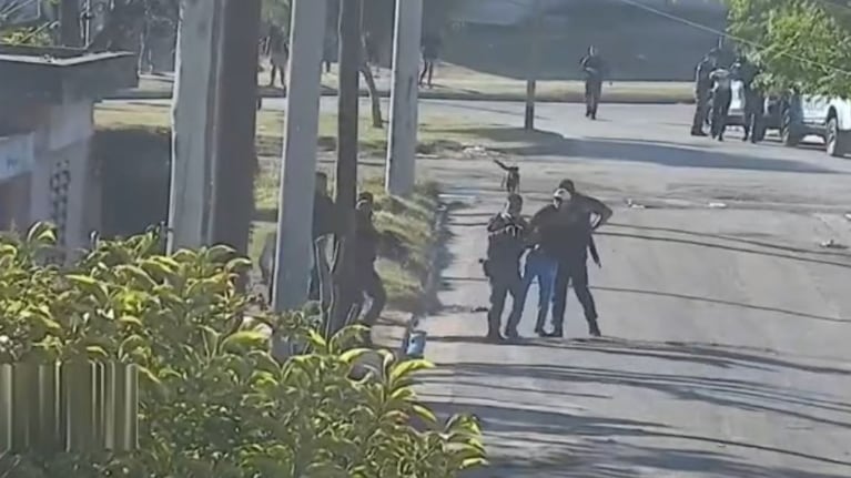 Disturbios entre vecinos de barrio Müller.