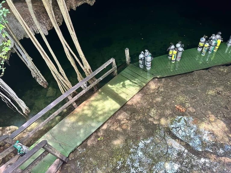 Diversos equipos de rescate participan de la búsqueda del buzo argentino. (Foto: Facebook / Piedra De Agua tv)