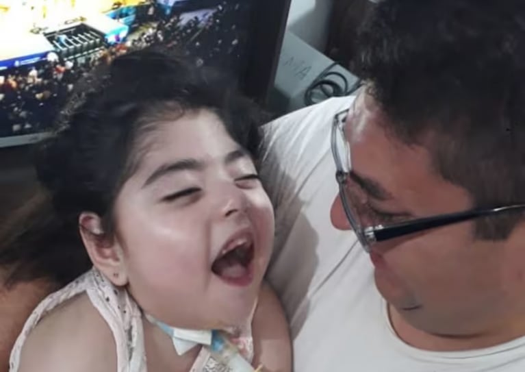 Dolor por la muerte de Alma, la nena cordobesa con parálisis cerebral que conmovió a Scaloni