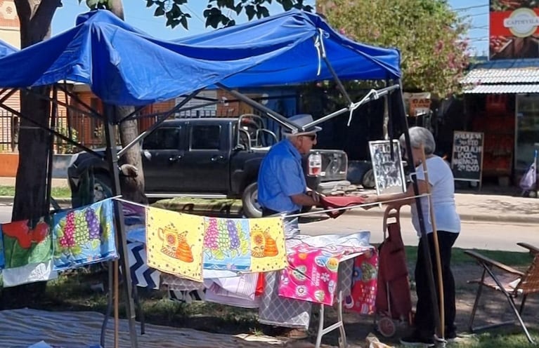 Don Frontera tiene su puesto en avenida Capdevila al 600.