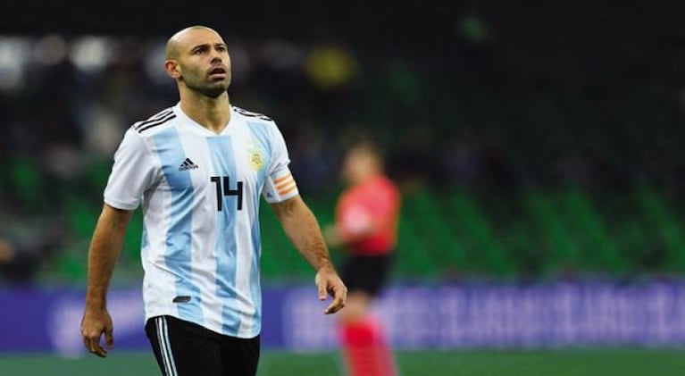 Dos argentinos entre los 11 peores jugadores del Mundial