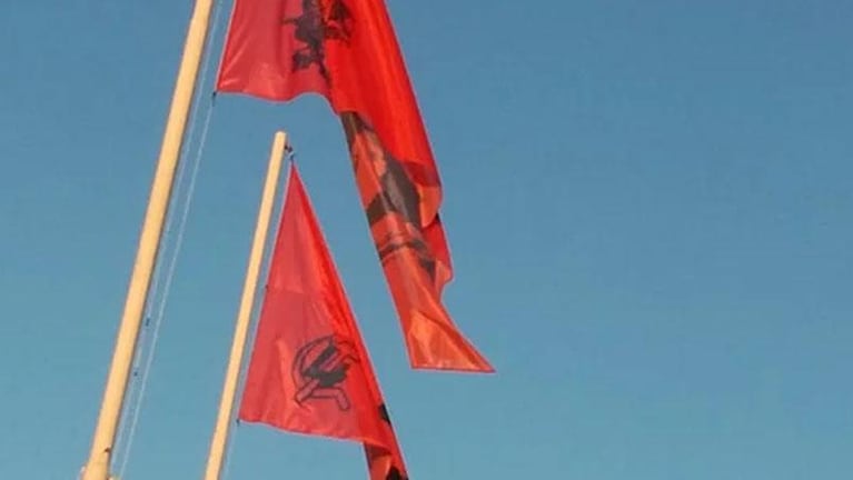 Dos banderas rojas en Circunvalación: se conoció el motivo del izamiento 