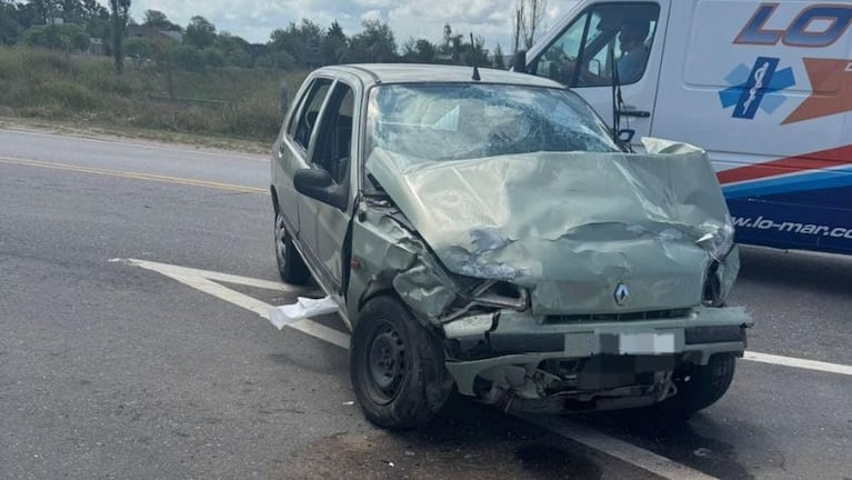 Dos Clios chocaron y murió una mujer en la Ruta Provincial 6.