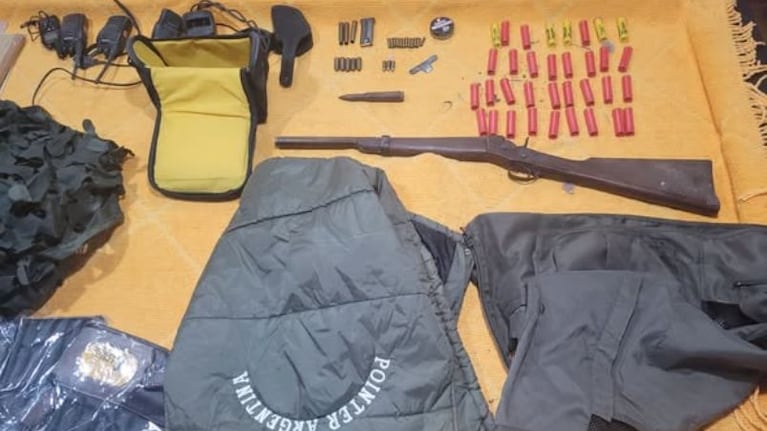 Dos detenidos por cazar patos y yacarés en Córdoba y Santa Fe. (Prensa Policía)