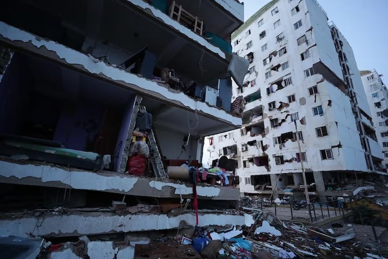 Dos fuertes terremotos sacudieron Venezuela.