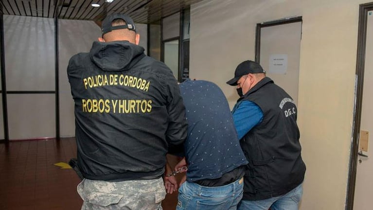 Dos hermanos detenidos por el crimen del playero en Córdoba