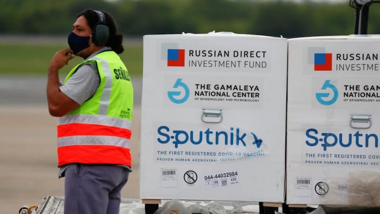Dudas tras la respuesta de Rusia sobre la falta de Sputnik V componente 2 en Argentina