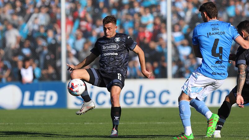 Duelo de equipos cordobeses en el Gigante de Alberdi. Foto: Twitter Belgrano.