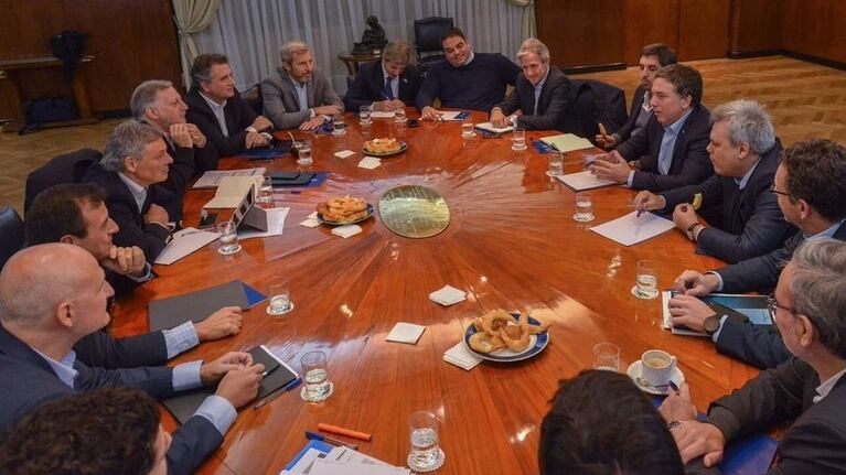 Dujovne lideró la primera reunión en su nueva función.