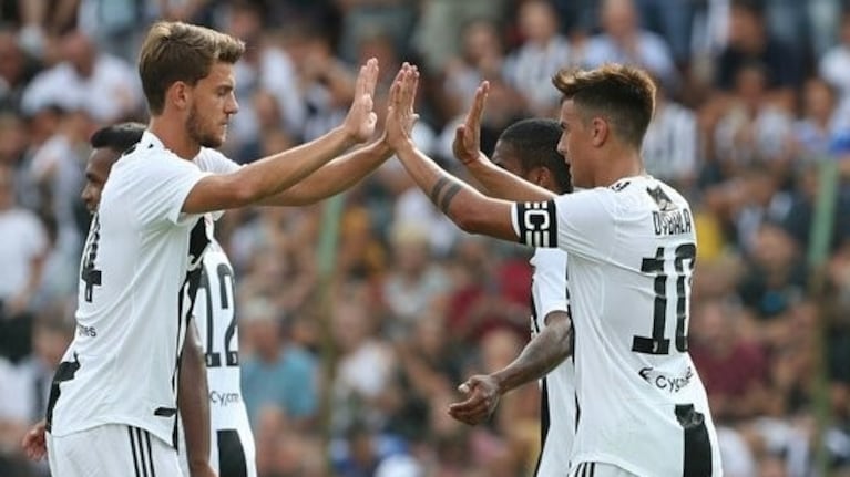 Dybala está en cuarentena tras el positivo de Rugani.