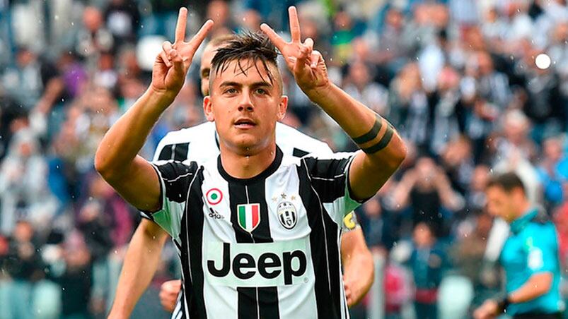 Dybala se relaja después de una larga temporada en Italia.