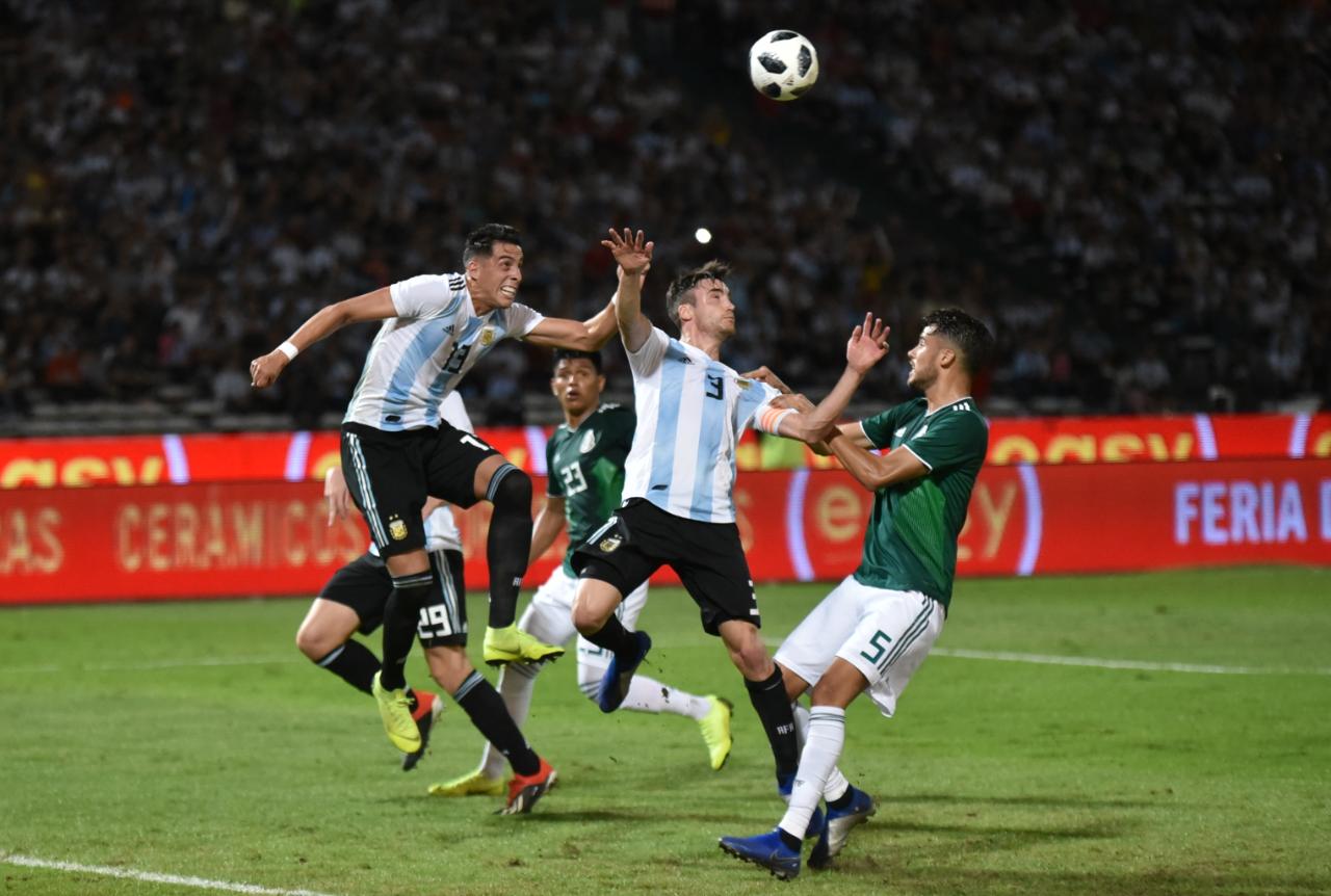 Dybala y compañía deleitaron al público en Córdoba. Foto: Lucio Casalla / ElDoce.tv