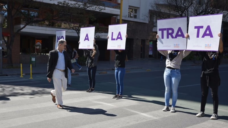 El 23 de septiembre fue declarado Día Internacional contra la Explotación sexual y el tráfico de mujeres y niñas/niños. 