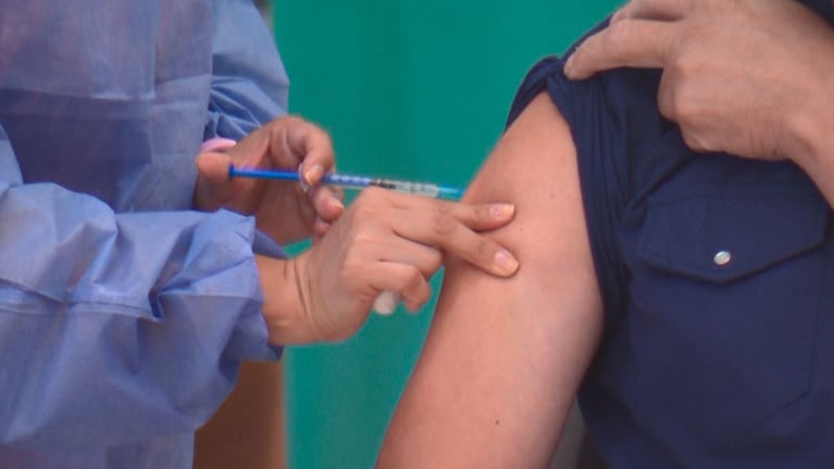 El 80 por ciento del personal de salud en Córdoba fue vacunado.