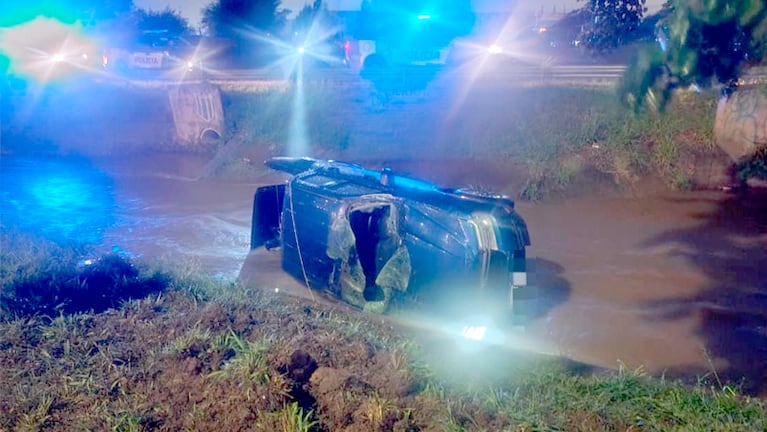 El accidente en la Ruta A019 en Córdoba.