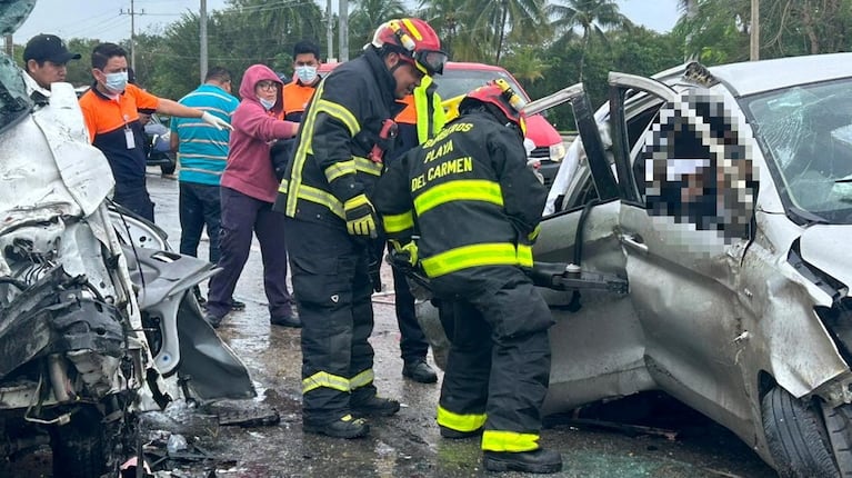 El accidente ocurrió bajo una intensa lluvia. 