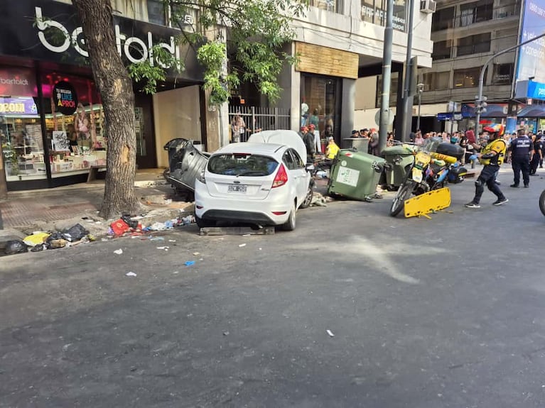 El accidente ocurrió en pleno centro de Córdoba este lunes a la siesta.