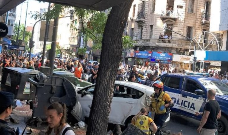 El accidente ocurrió en pleno centro de Córdoba este lunes a la siesta.