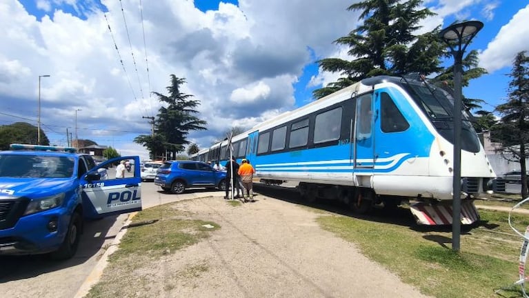 El accidente ocurrió en una calle céntrica de Huerta Grande. (Foto: Prensa Policía)